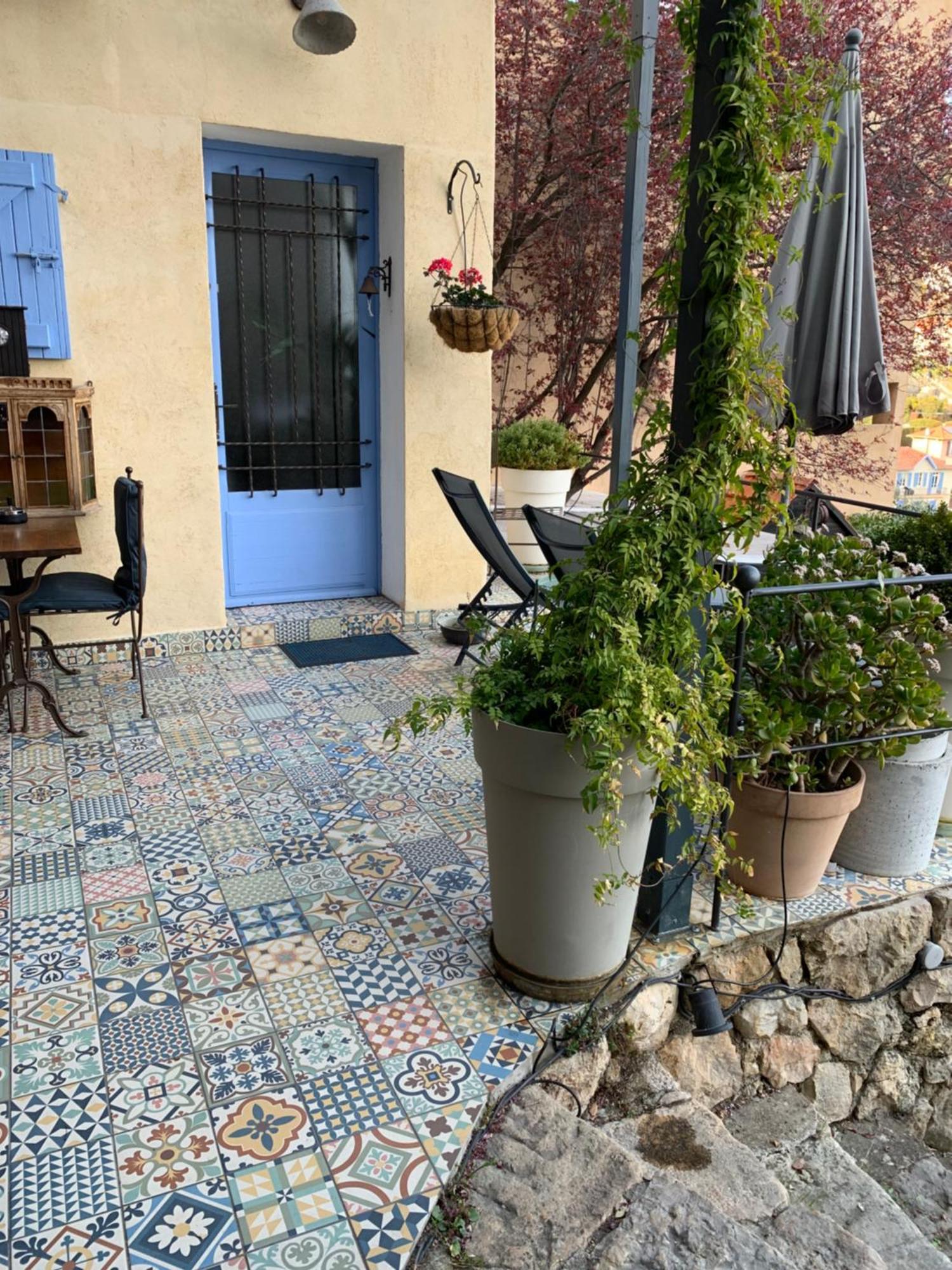 Skylark Bed & Breakfast Grasse Zewnętrze zdjęcie