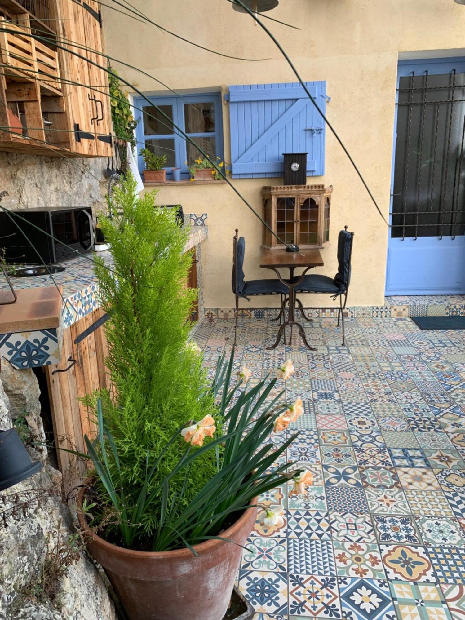 Skylark Bed & Breakfast Grasse Zewnętrze zdjęcie