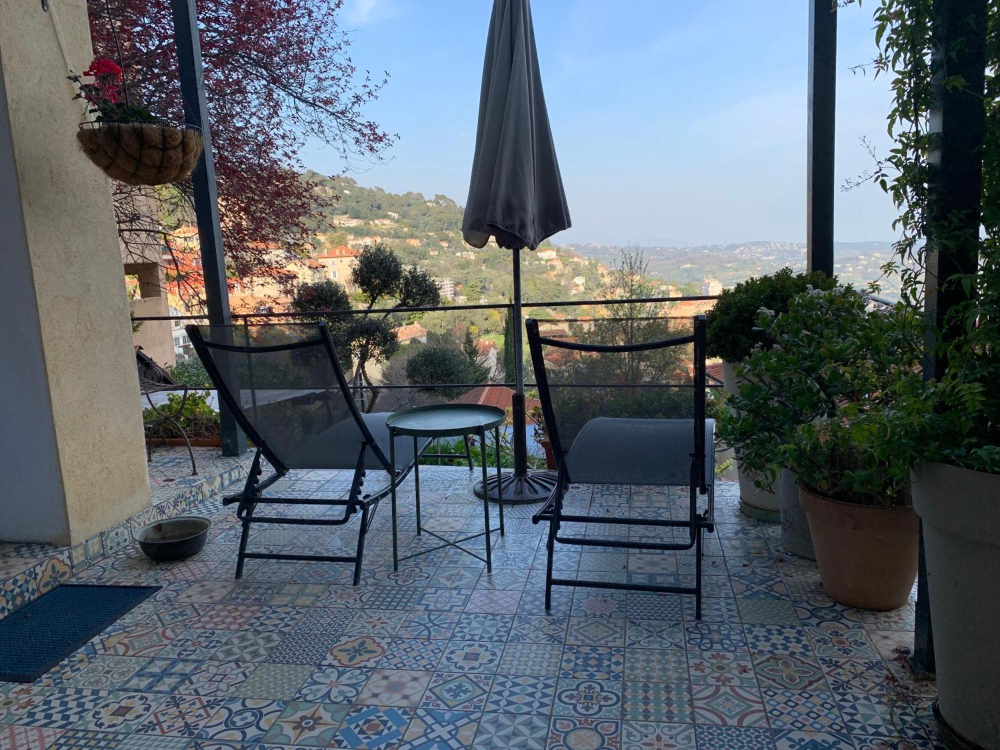 Skylark Bed & Breakfast Grasse Zewnętrze zdjęcie